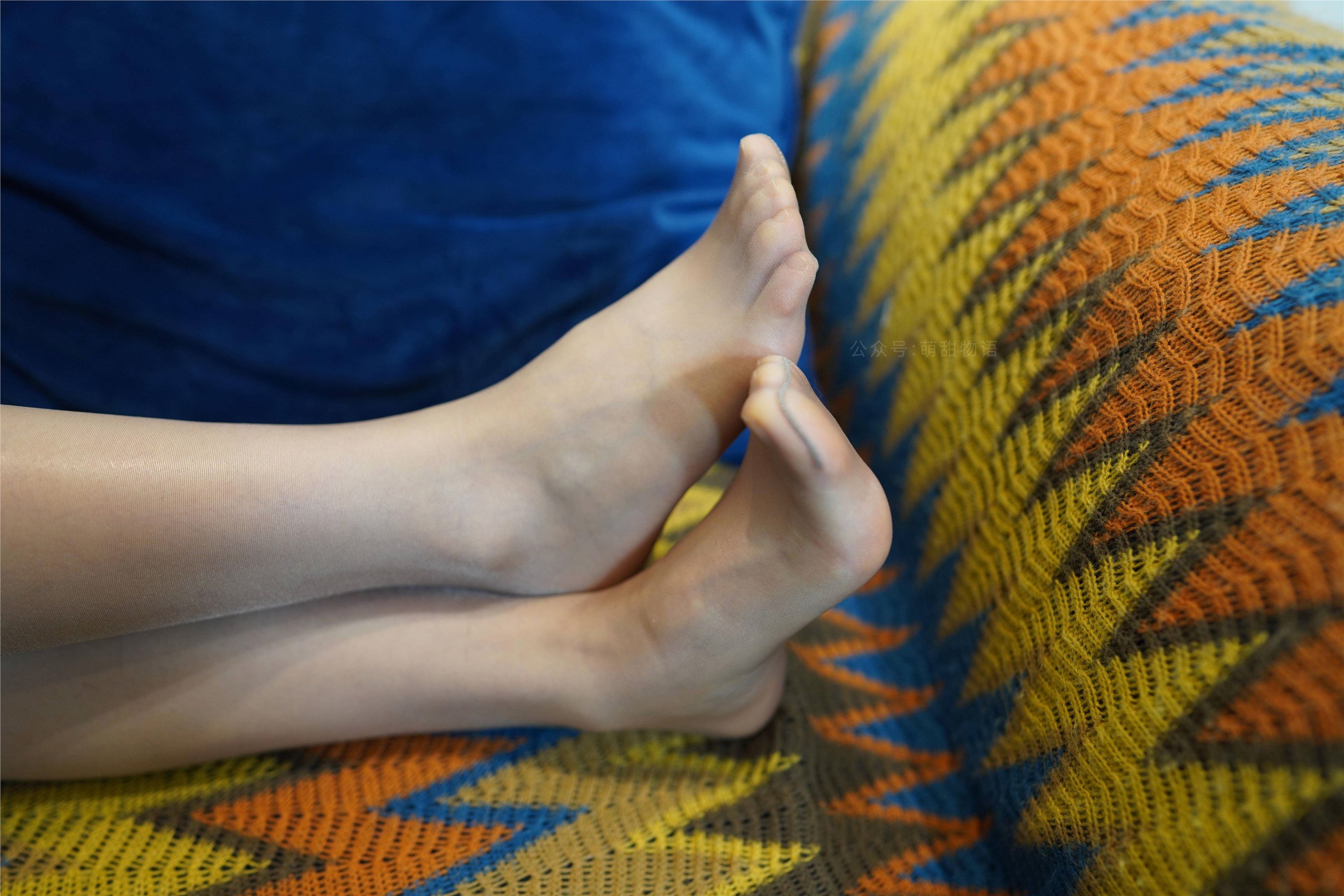 萌甜物语 XM125《文静阅读装-腿腿》